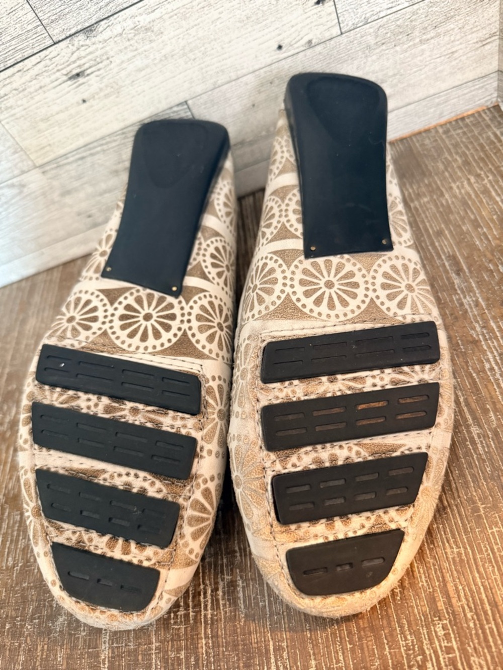 Robert Zur Women’s Leather Floral Loafer Flats Shoes White & Gold Sz 8.5 - Picture 6 of 8
